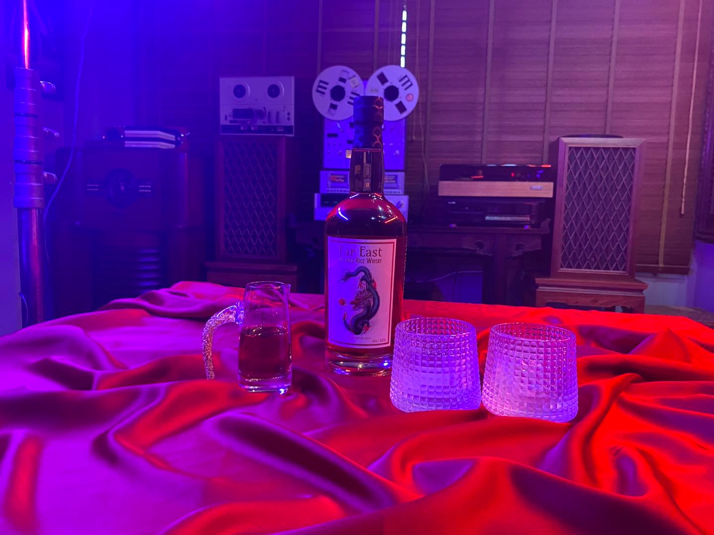 Far East Blended Rice Whisky & Cigar – Sự kết hợp hoàn hảo